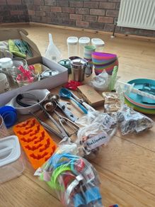 Kitchen items - bowls, serve ware, household etc.