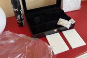 New watch box holds 12 watches