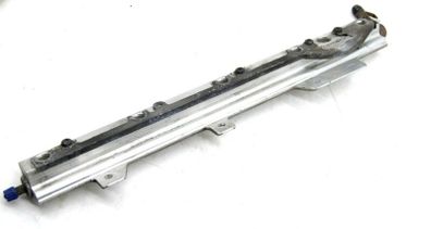 Petrol Fuel Rail.. 5 cylinder