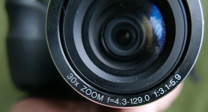 Fuji Fujifilm Finepix S S4000 bridge travel super zoom 30x 24mm wide 14mp camera +SD Card, works well