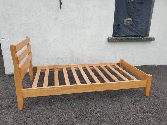 single bed