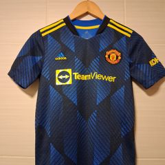 Manchester United Jersey. Official Adidas Youths Boys Girls Away Jersey.  Age 11 To 12 Years. Collect In Dublin Or Receive Via Post.
