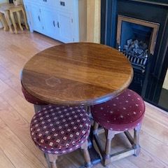 4 Bar Stools and Table