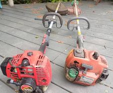 2 old strimmers