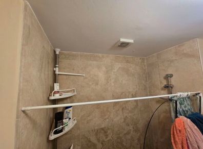 Extendable pole for shower curtains (Must go by July 12th)