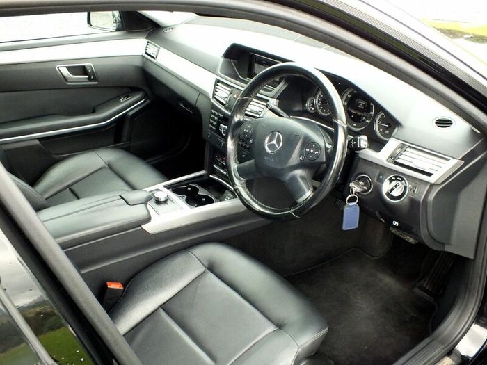 2013 Mercedes-Benz E-Class 220