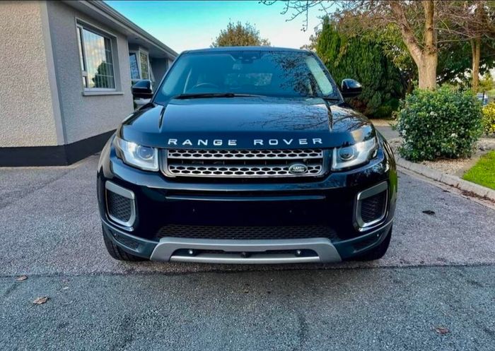 Range Rover Evoque  2 years NCT (March 2028)
