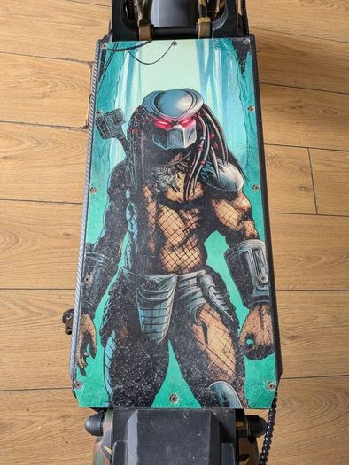 Gspace Mars GTR, highly customised Predator theme