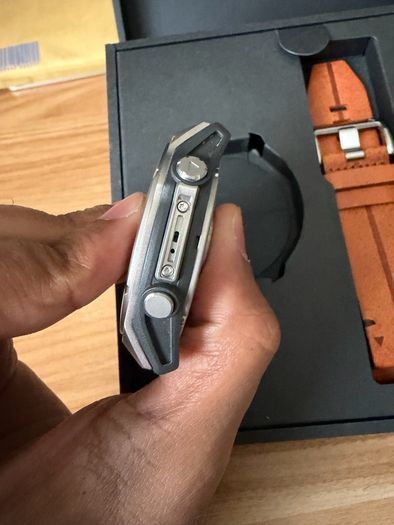 Garmin Fenix 8 51mm Amoled under warranty