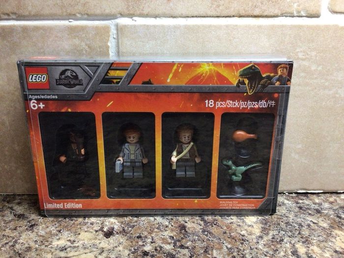 Limited edition Jurassic world figure pack - new and unopened