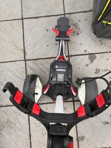Motocaddy M1 electric trolley