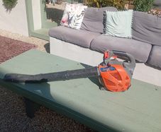 Tanaka handheld Blower