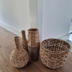 vases+pot holder