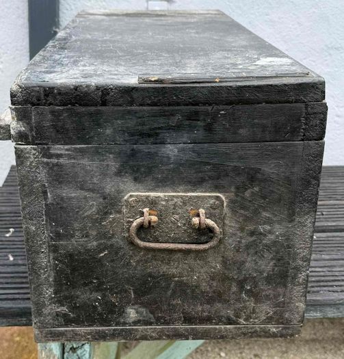 large vintage wooden tool chest (1 )