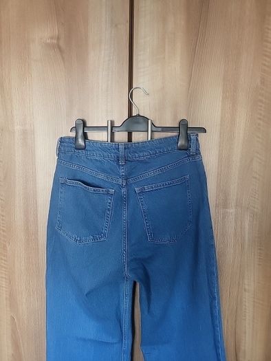 Wide High Waist Jeans