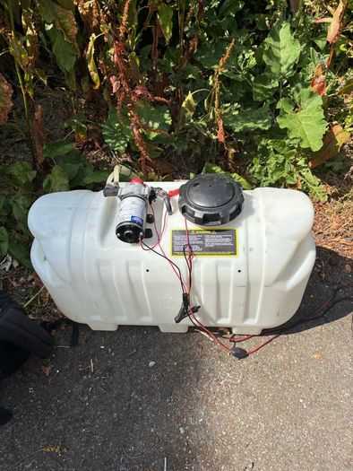camper van for Sale Has solar panel roof vent Sink gas cooker 12 V microwave