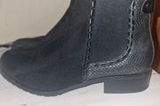 Erynn Chelsea Ankle Boots