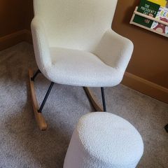 Rocking/ Nursing Chair