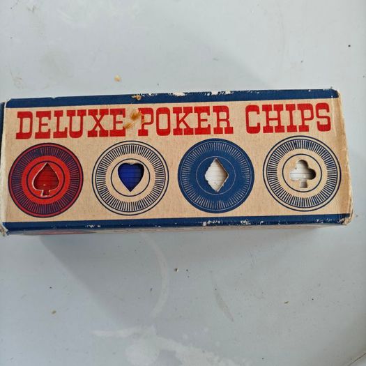 Vintage USA made poker chips, 100 in box