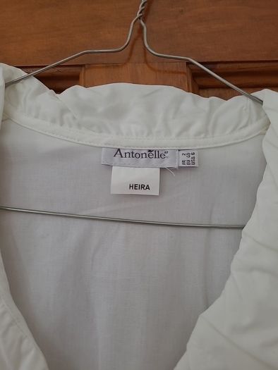 Ladies White Shirt Zipped Front