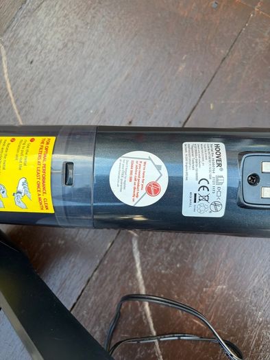 Hoover H handy 700