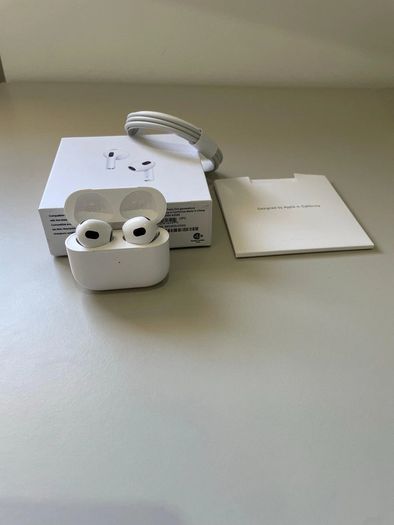 Airpods (3rd gen)