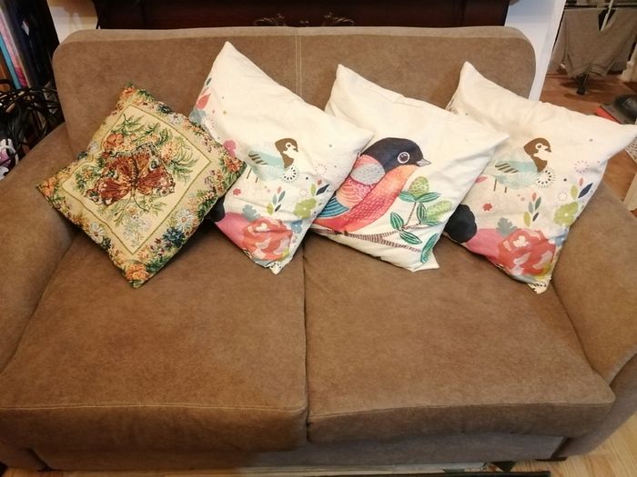 Sofa//couch