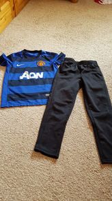 Man United Jersey and bottoms