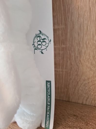 SO ECO makeup headband
