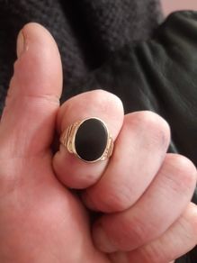9ct gold ring