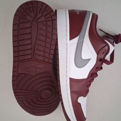 Nike Air Jordan 1 UK8.5