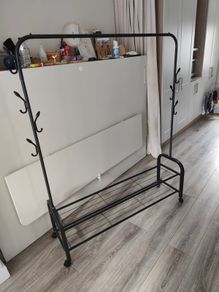 clothes rack
