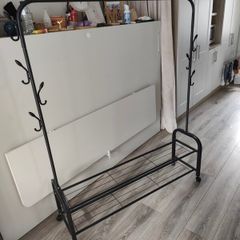 clothes rack
