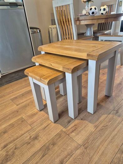 Kitchen table