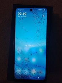 TCL NXT Paper50  5 G 256 GB screen Broken