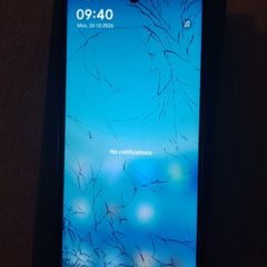 TCL NXT Paper50  5 G 256 GB screen Broken