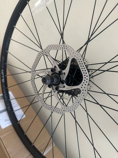 Brand new 27.5 Shimano Cassette Disc Mountain Bike Back Wheel ( BRAND NEW )