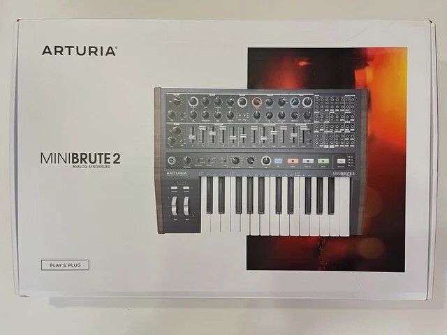 Arturia Minibrute 2
