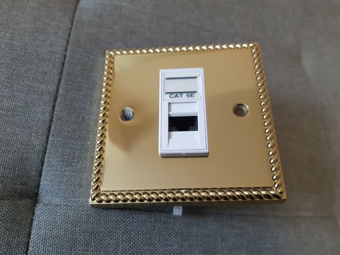 Tenby Renaissance Single Brass RG45 Ethernet Network Brass Socket 7850RB