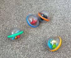 Munchkin bath toys