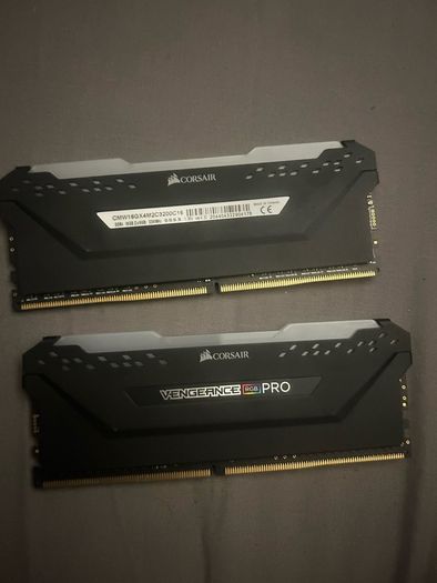 Corsair vengeance rgb ddr4 16gb (2x8gb) 3200 mhz