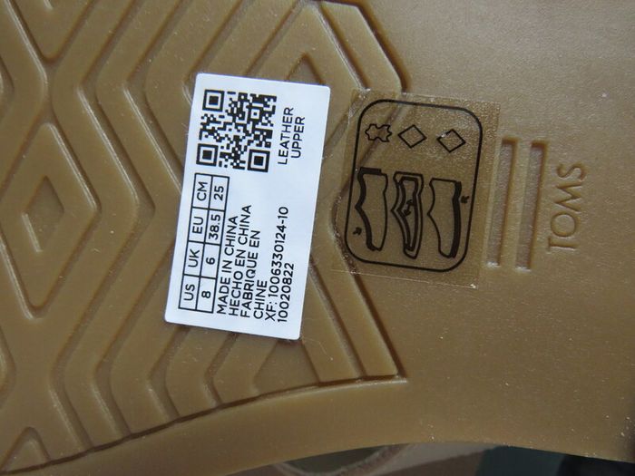 Toms Ladies Sandals New With Box Size 6