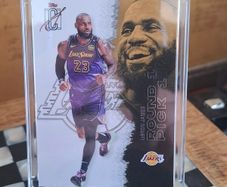 Lebron James Sports Card ( FREE POSTAGE)