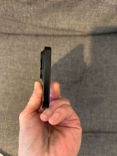 iPhone 16 pro max black titanium unlocked 256gb, 100% battery