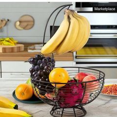 Fruit basket with banana hanger