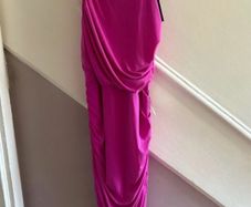 pink dress