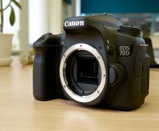 canon 70d body only