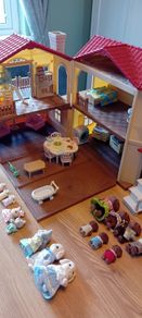 sylvanian house & car