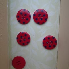 Buttons.Sewing supplies, Craft supplies, Knitting