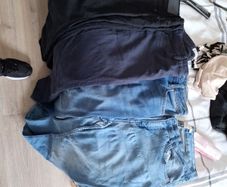 4 pairs of skinny jeans